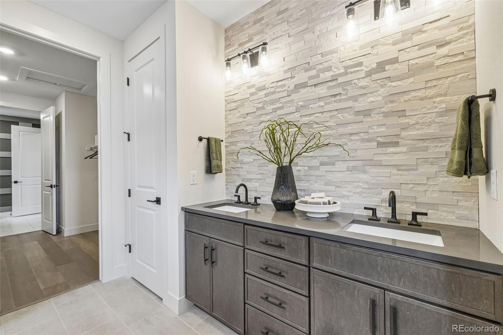 MLS Image #14 for 16009  wingrider point,parker, Colorado