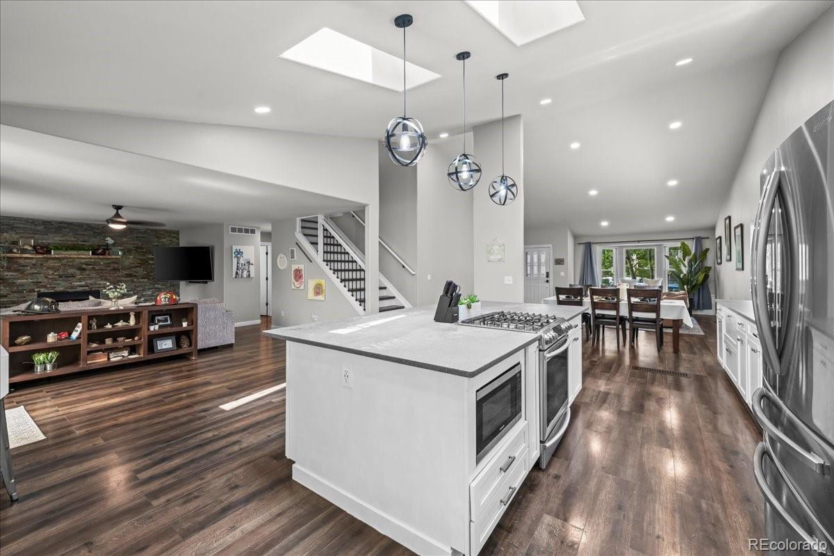 MLS Image #12 for 2431  maplewood circle,longmont, Colorado