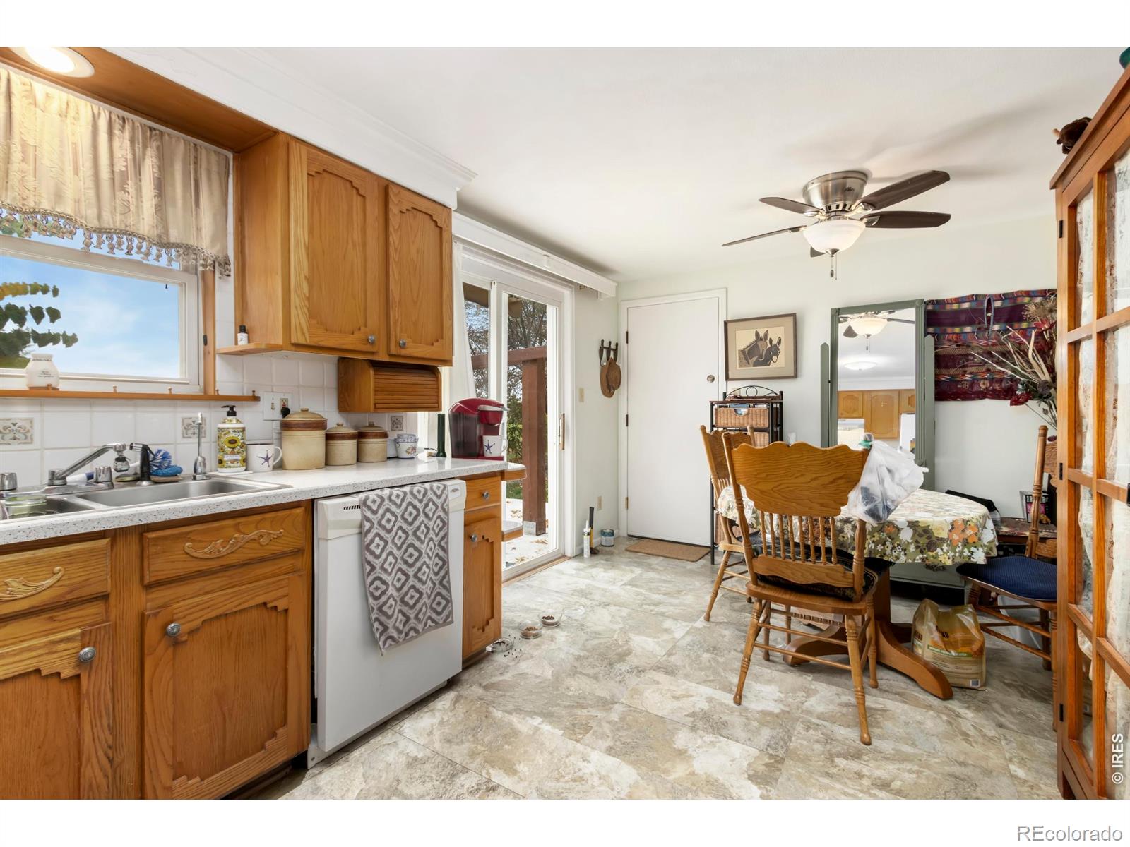MLS Image #5 for 204 e 50th street,loveland, Colorado