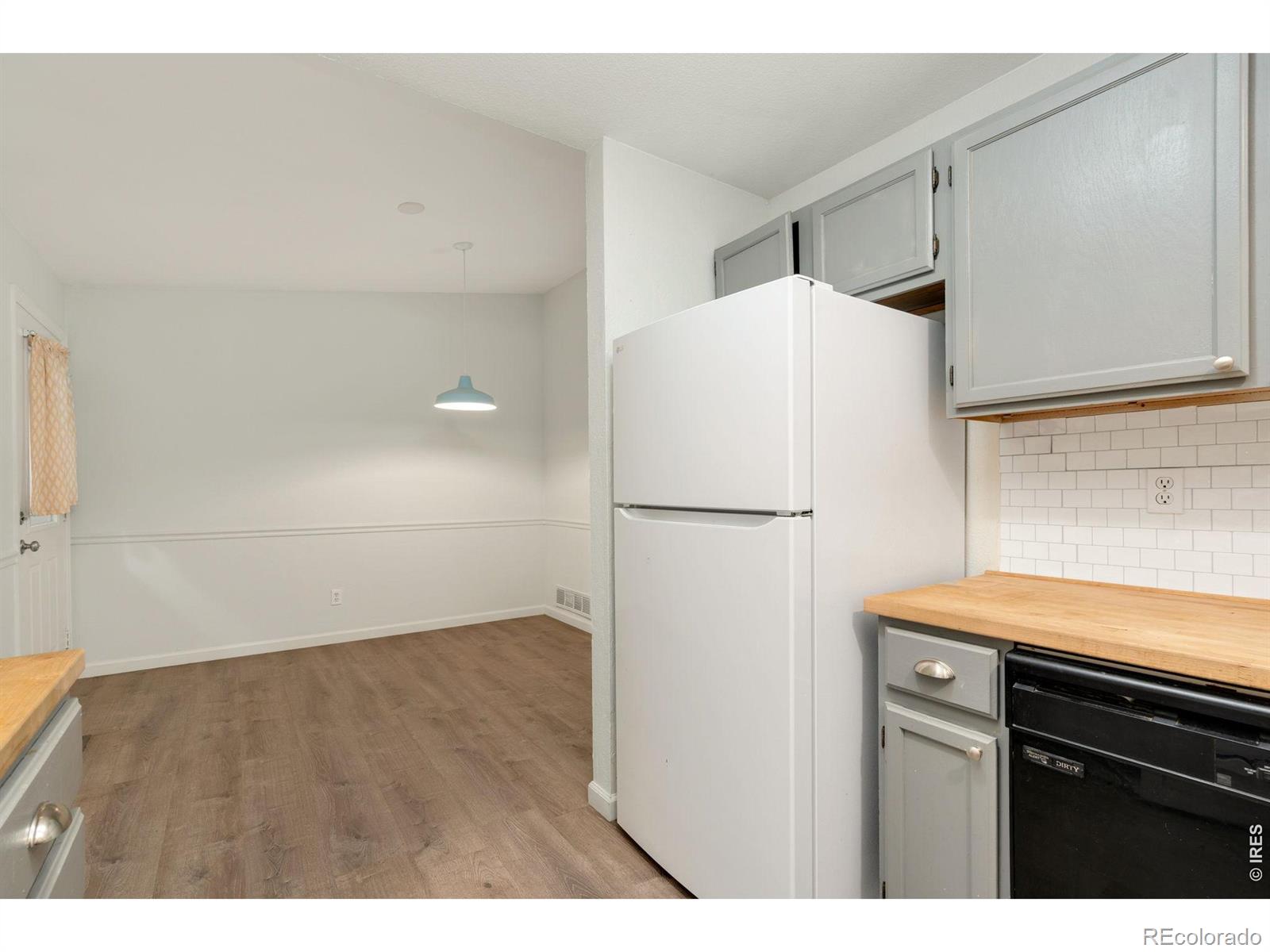 MLS Image #11 for 2225  coventry court,fort collins, Colorado