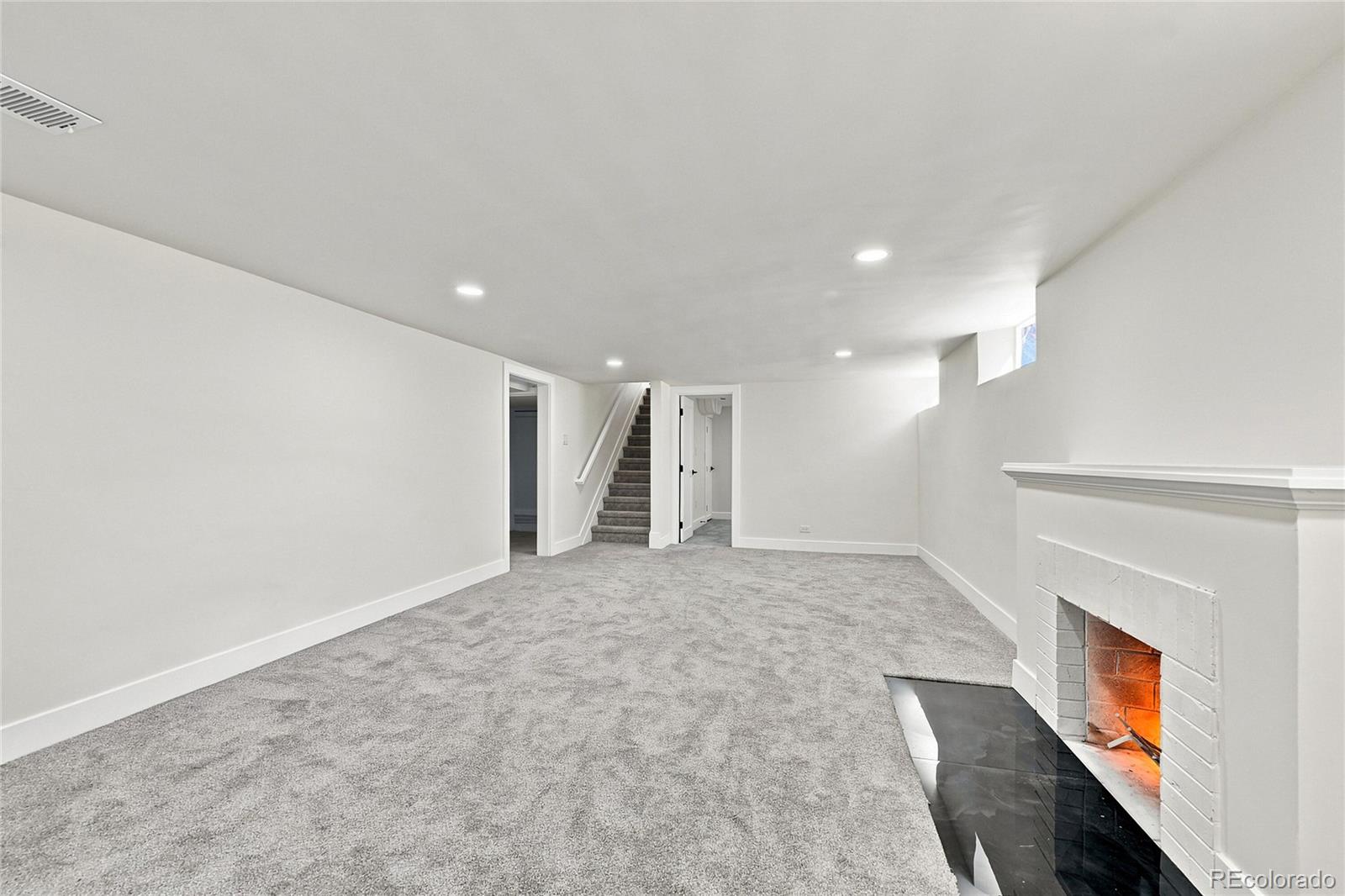 MLS Image #33 for 1840  newport street,denver, Colorado