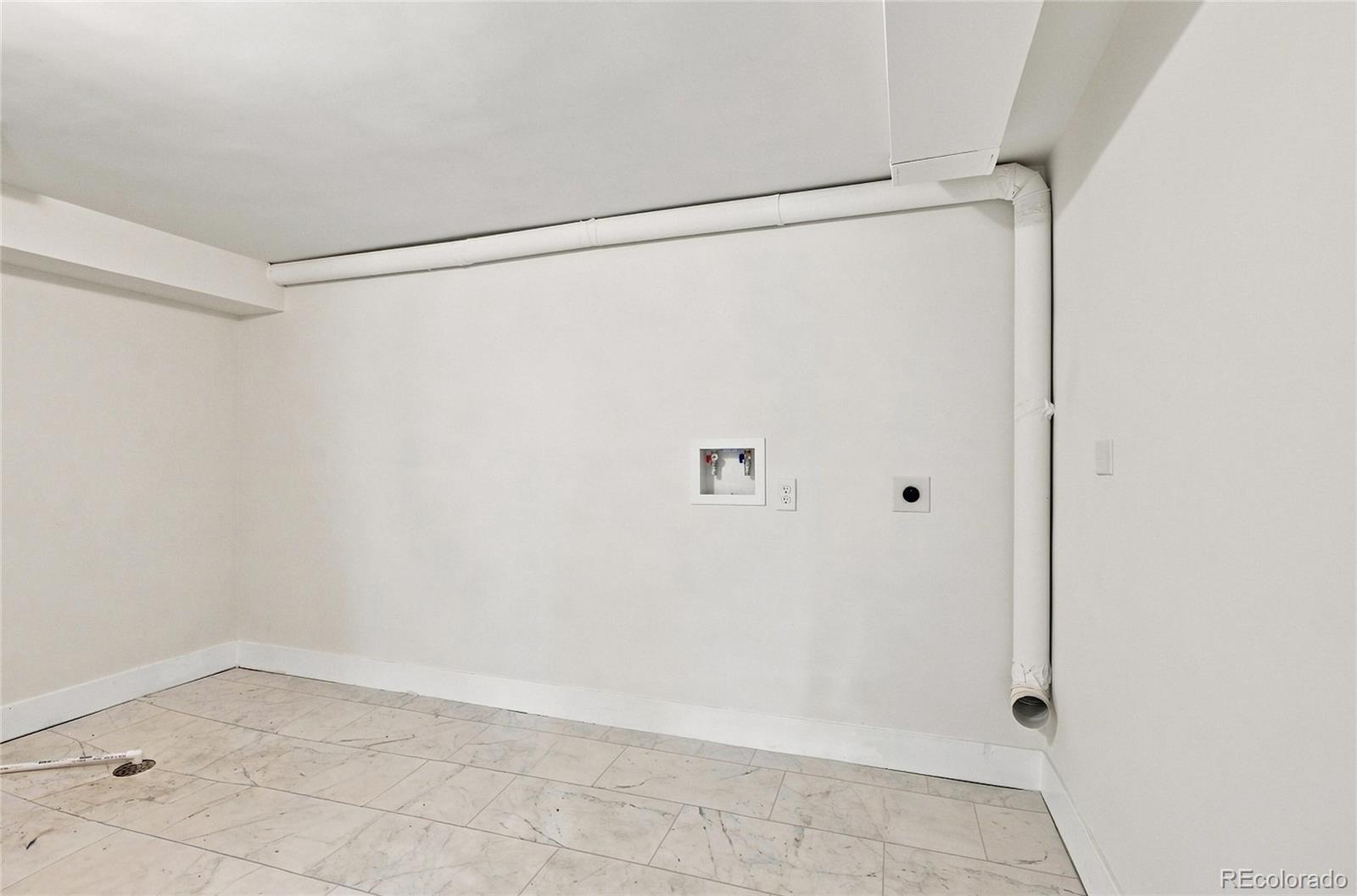 MLS Image #36 for 1840  newport street,denver, Colorado