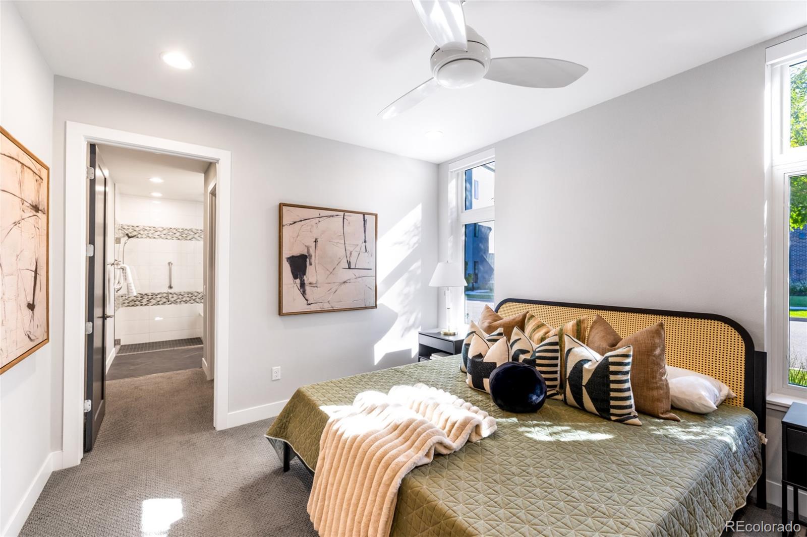 MLS Image #12 for 6949 e lowry boulevard,denver, Colorado