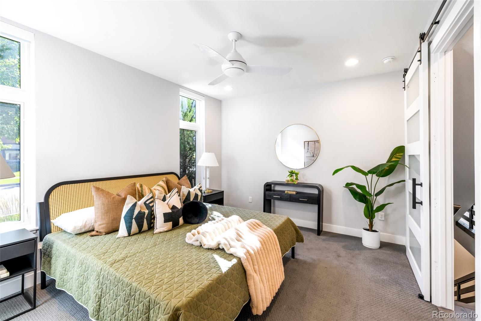 MLS Image #13 for 6949 e lowry boulevard,denver, Colorado