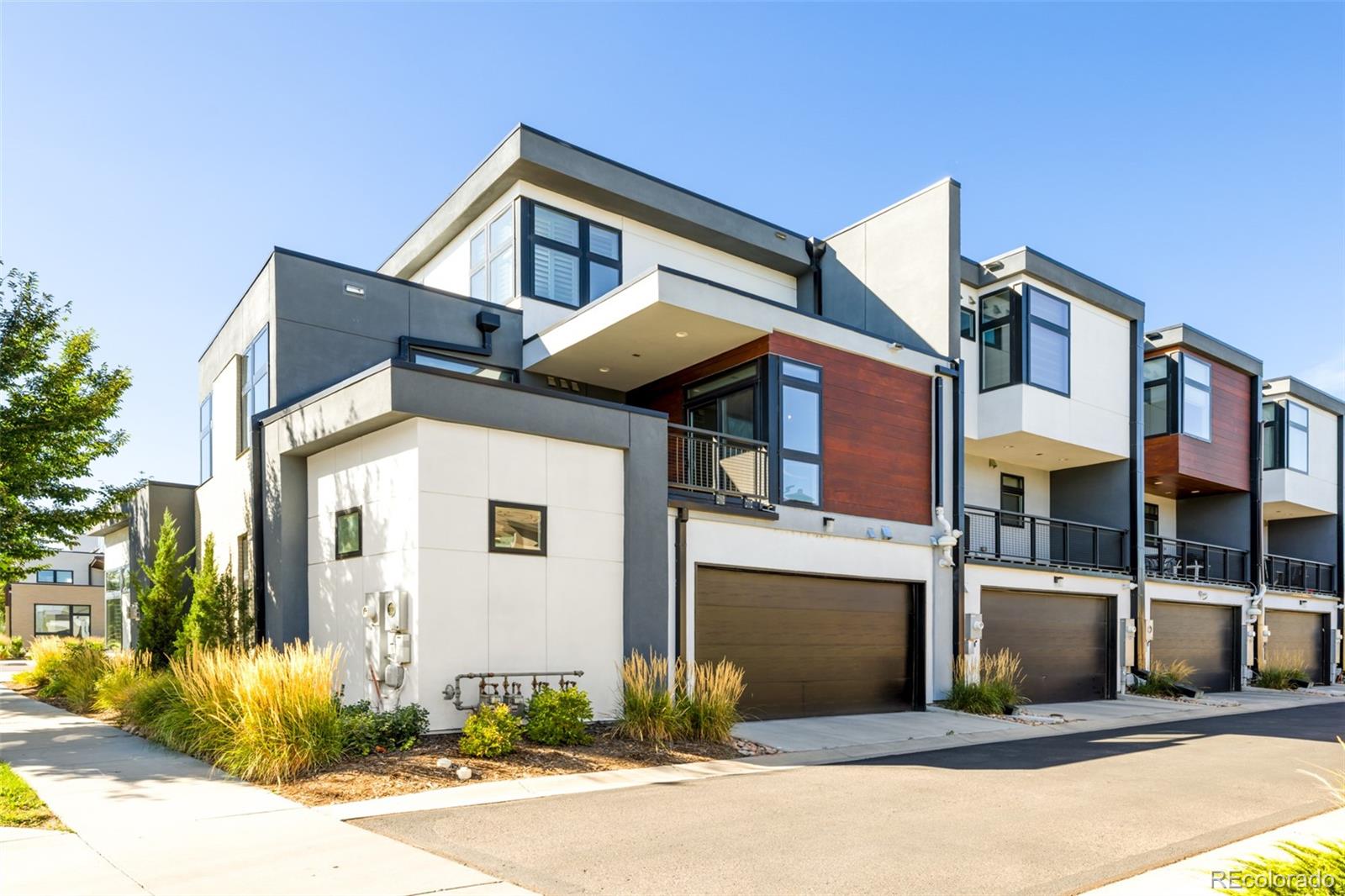 MLS Image #31 for 6949 e lowry boulevard,denver, Colorado