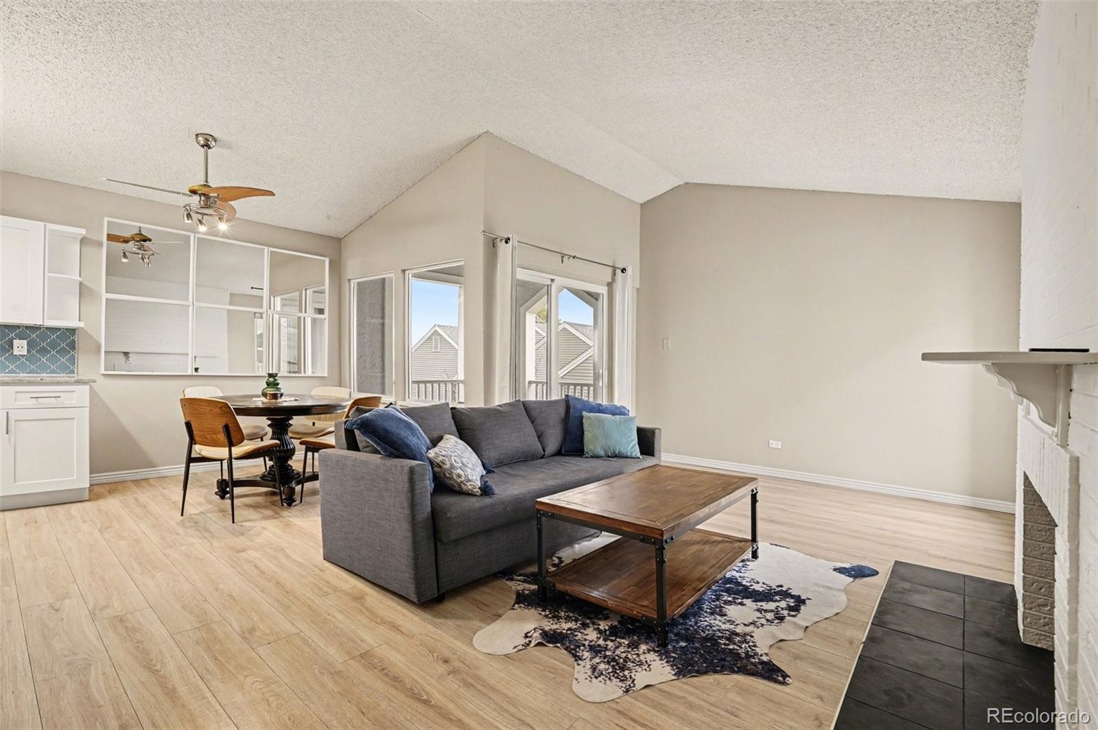 MLS Image #11 for 3426 s locust street,denver, Colorado