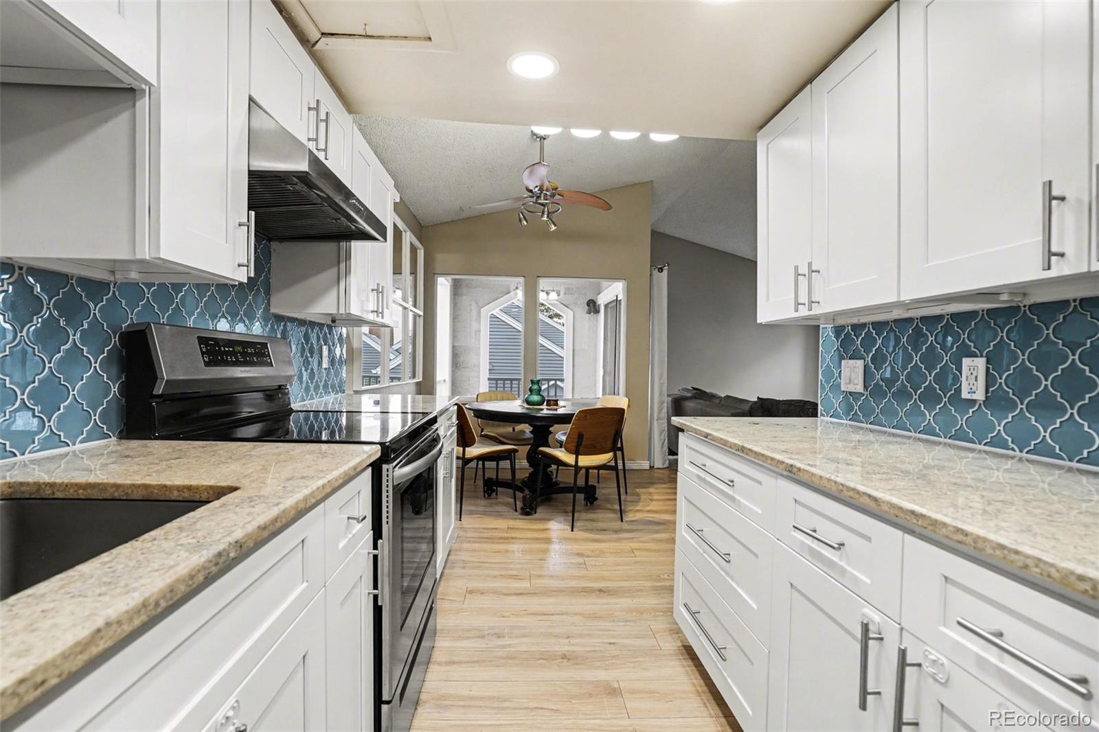 MLS Image #14 for 3426 s locust street,denver, Colorado