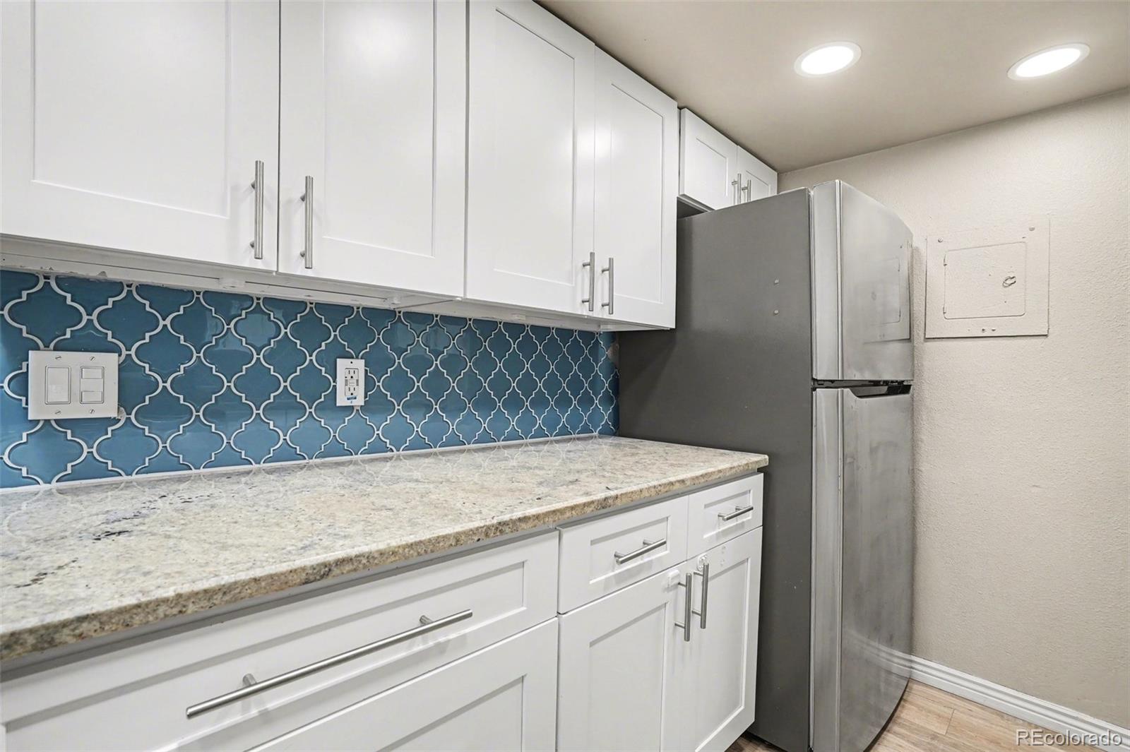 MLS Image #15 for 3426 s locust street,denver, Colorado