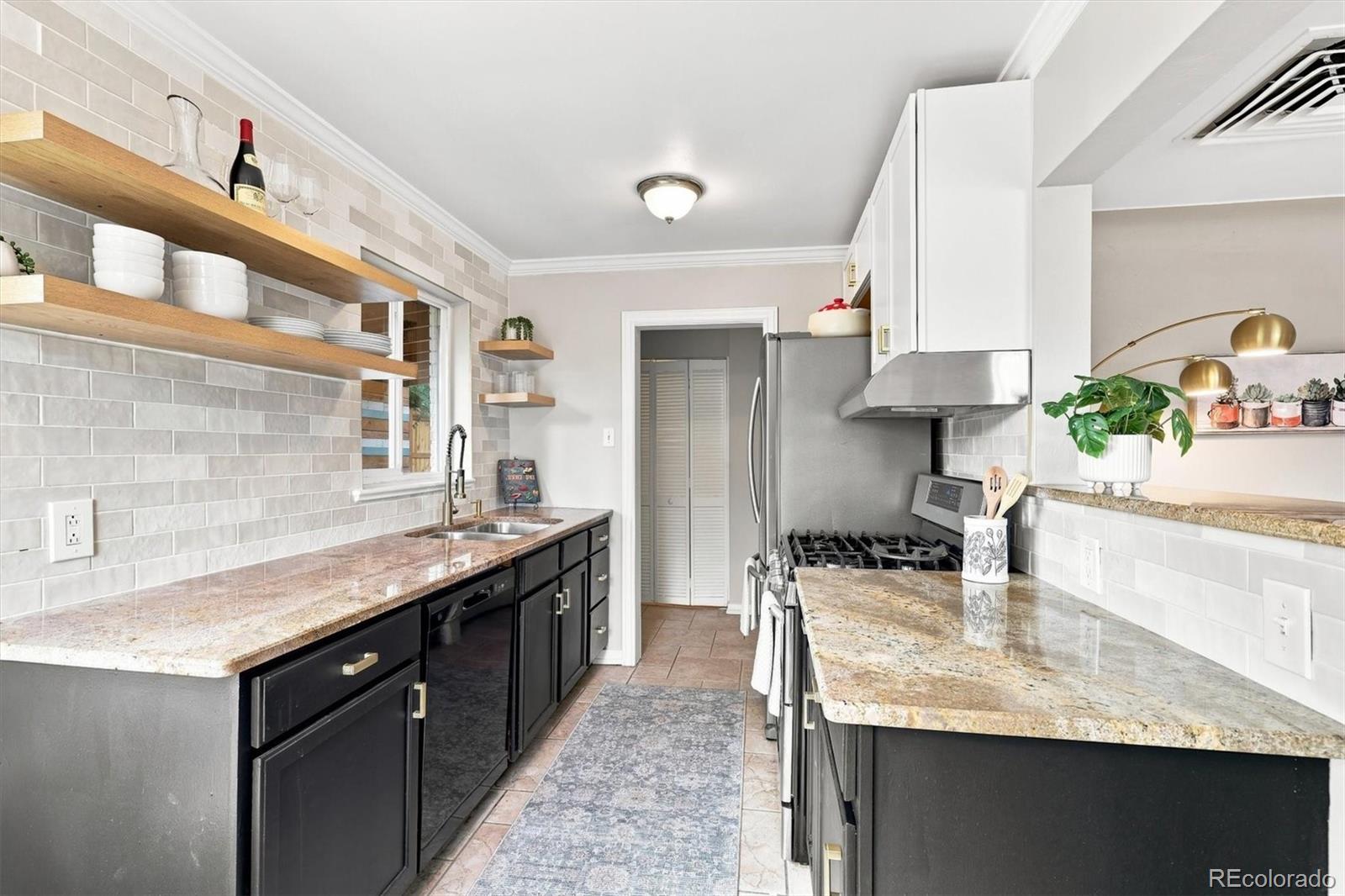 MLS Image #7 for 3031 w 20th avenue,denver, Colorado