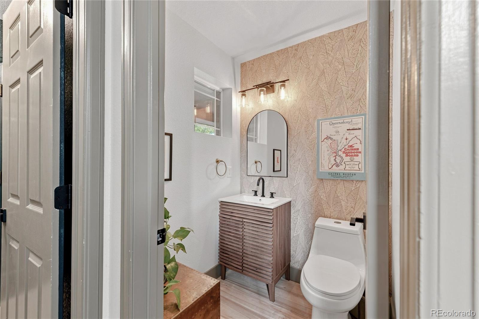 MLS Image #10 for 5499 s harlan way,denver, Colorado