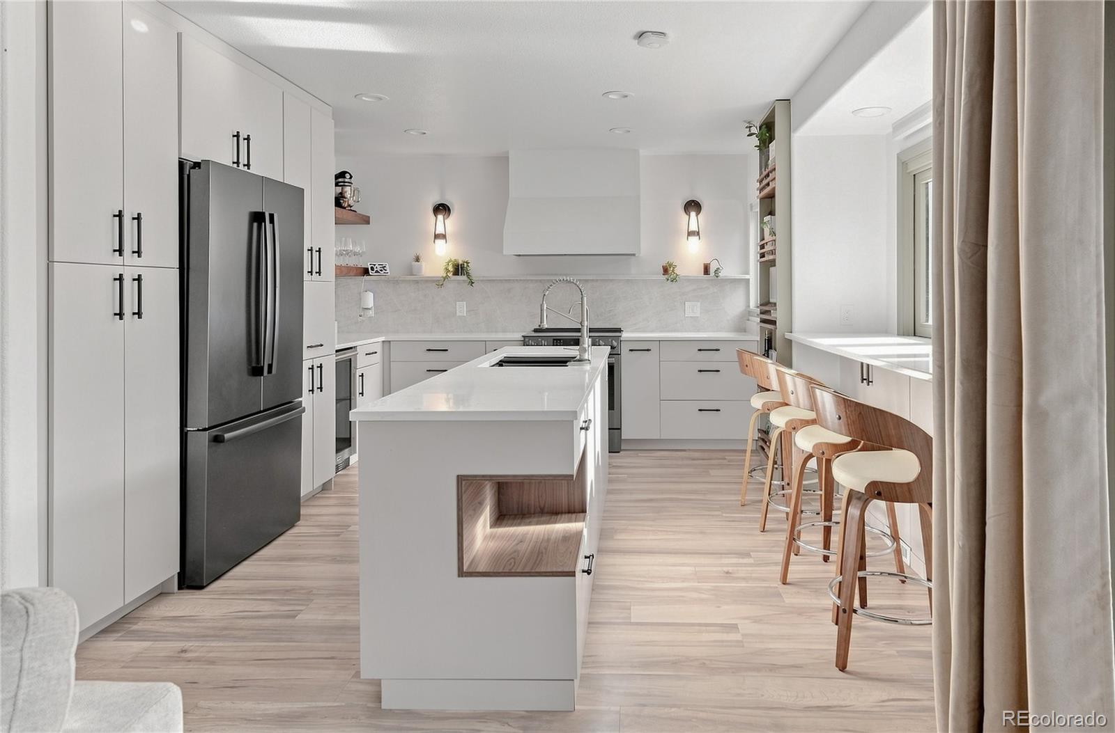 MLS Image #11 for 5499 s harlan way,denver, Colorado