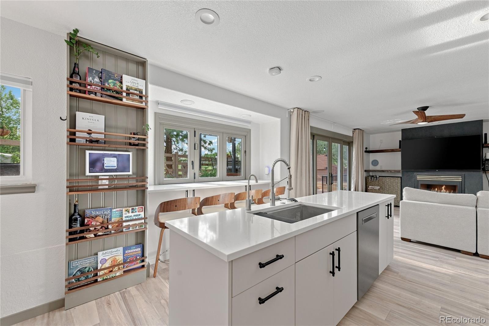 MLS Image #15 for 5499 s harlan way,denver, Colorado
