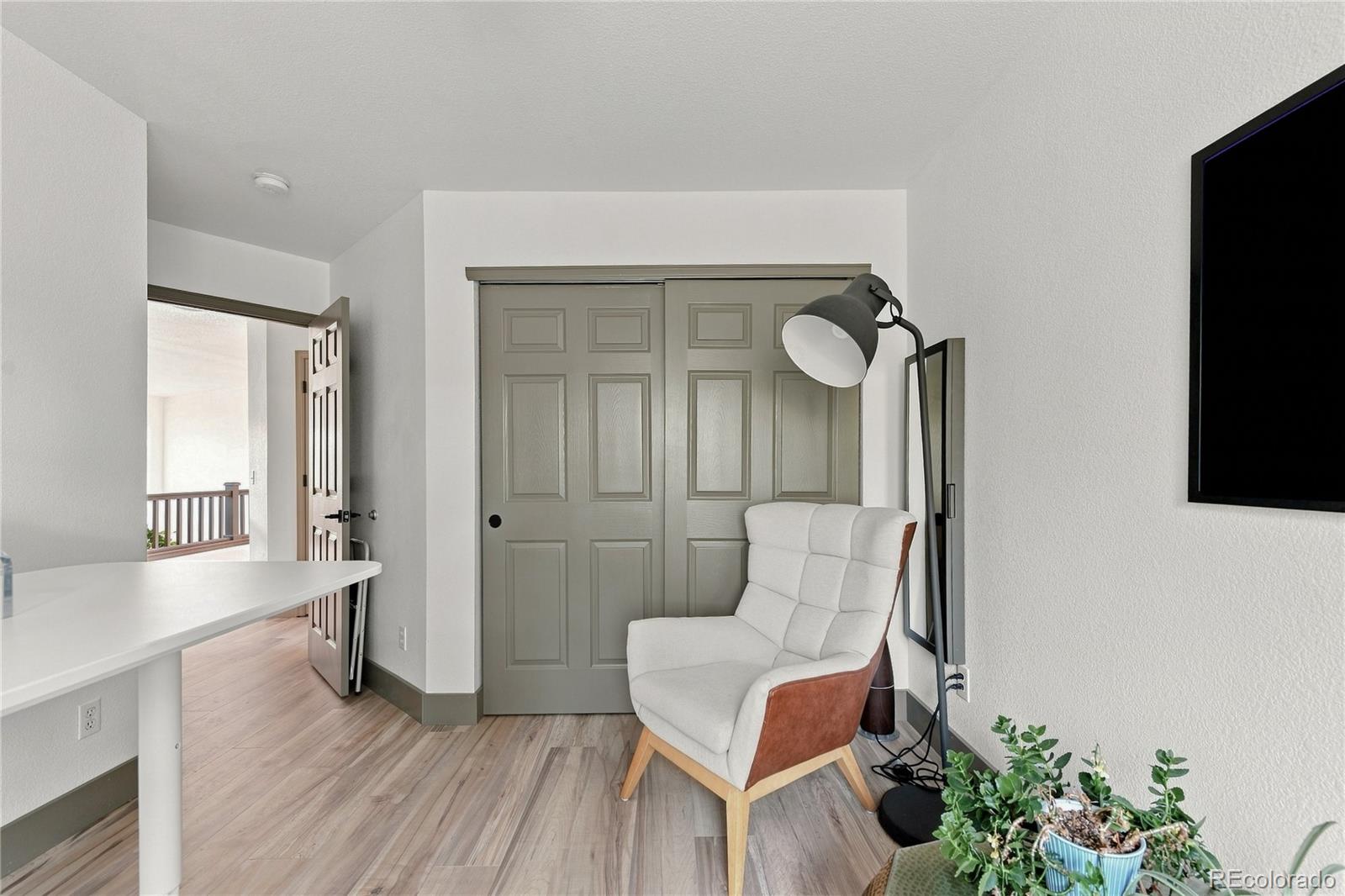 MLS Image #18 for 5499 s harlan way,denver, Colorado