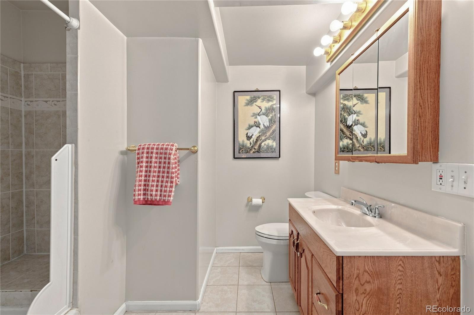 MLS Image #33 for 5499 s harlan way,denver, Colorado