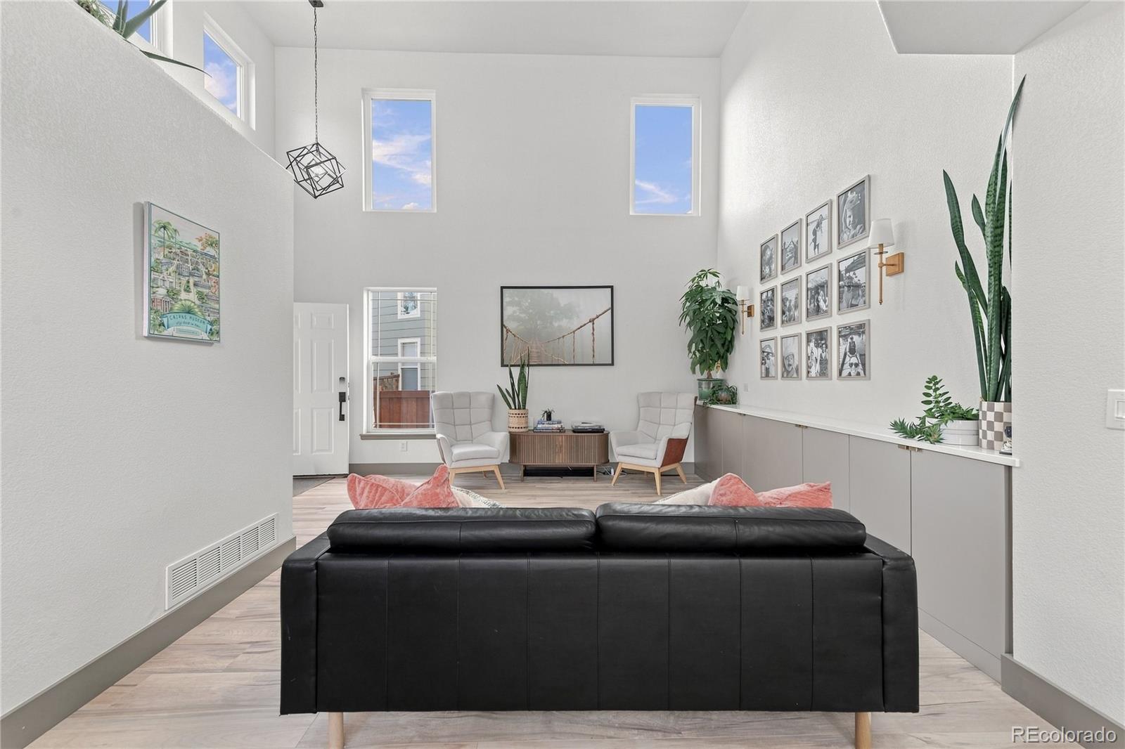 MLS Image #4 for 5499 s harlan way,denver, Colorado