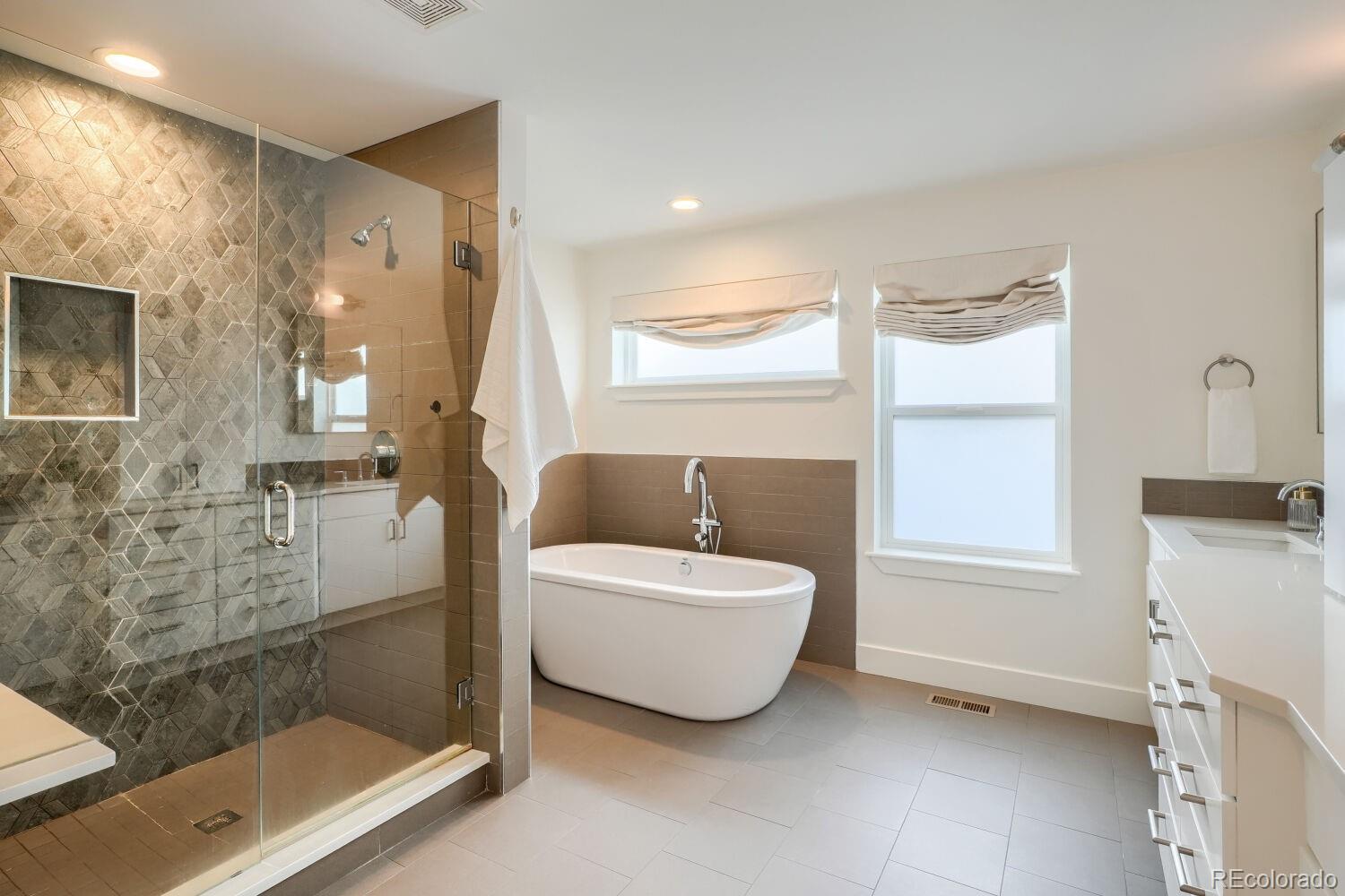 MLS Image #10 for 2747 w 25th avenue,denver, Colorado
