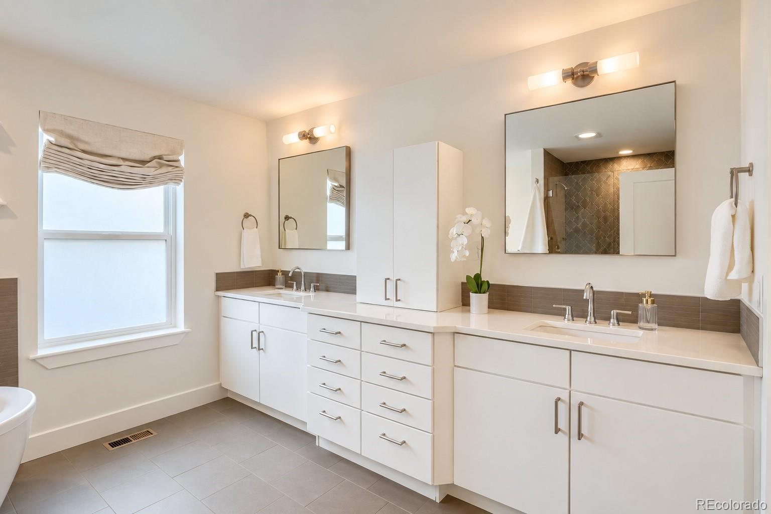 MLS Image #11 for 2747 w 25th avenue,denver, Colorado