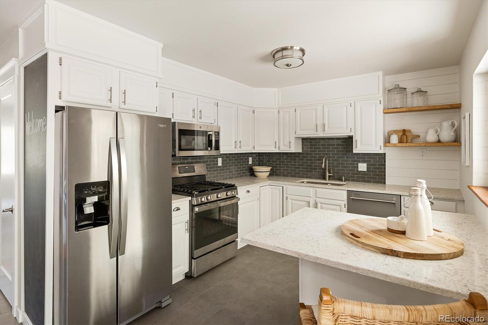 MLS Image #8 for 3151 s utica street,denver, Colorado