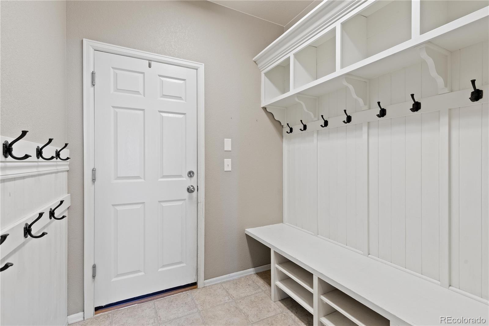 MLS Image #13 for 42003  westchester circle,elizabeth, Colorado