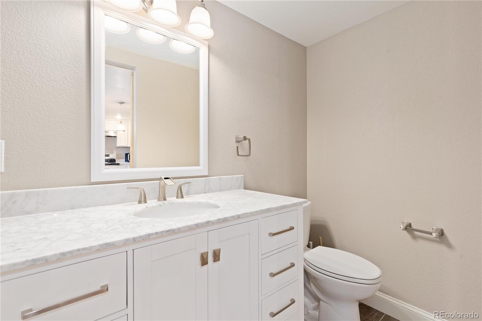 MLS Image #32 for 42003  westchester circle,elizabeth, Colorado