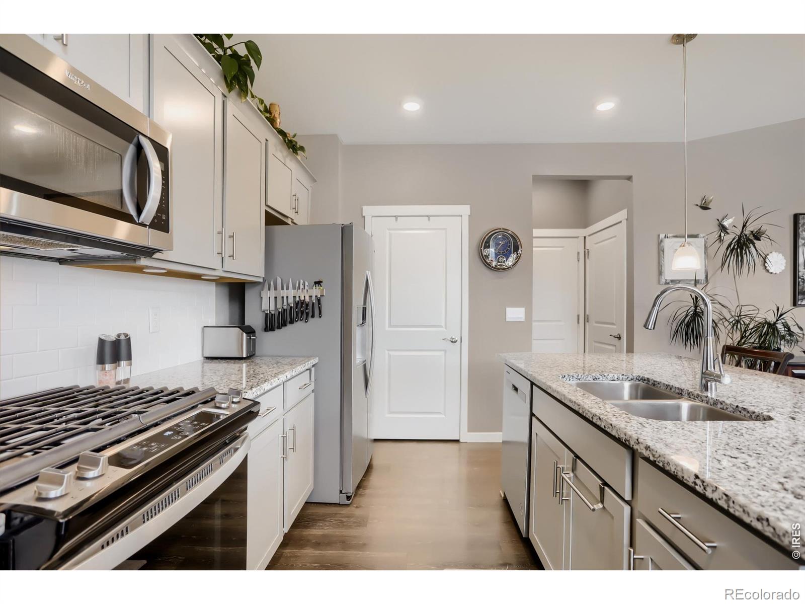 MLS Image #11 for 1489  vantage parkway,berthoud, Colorado