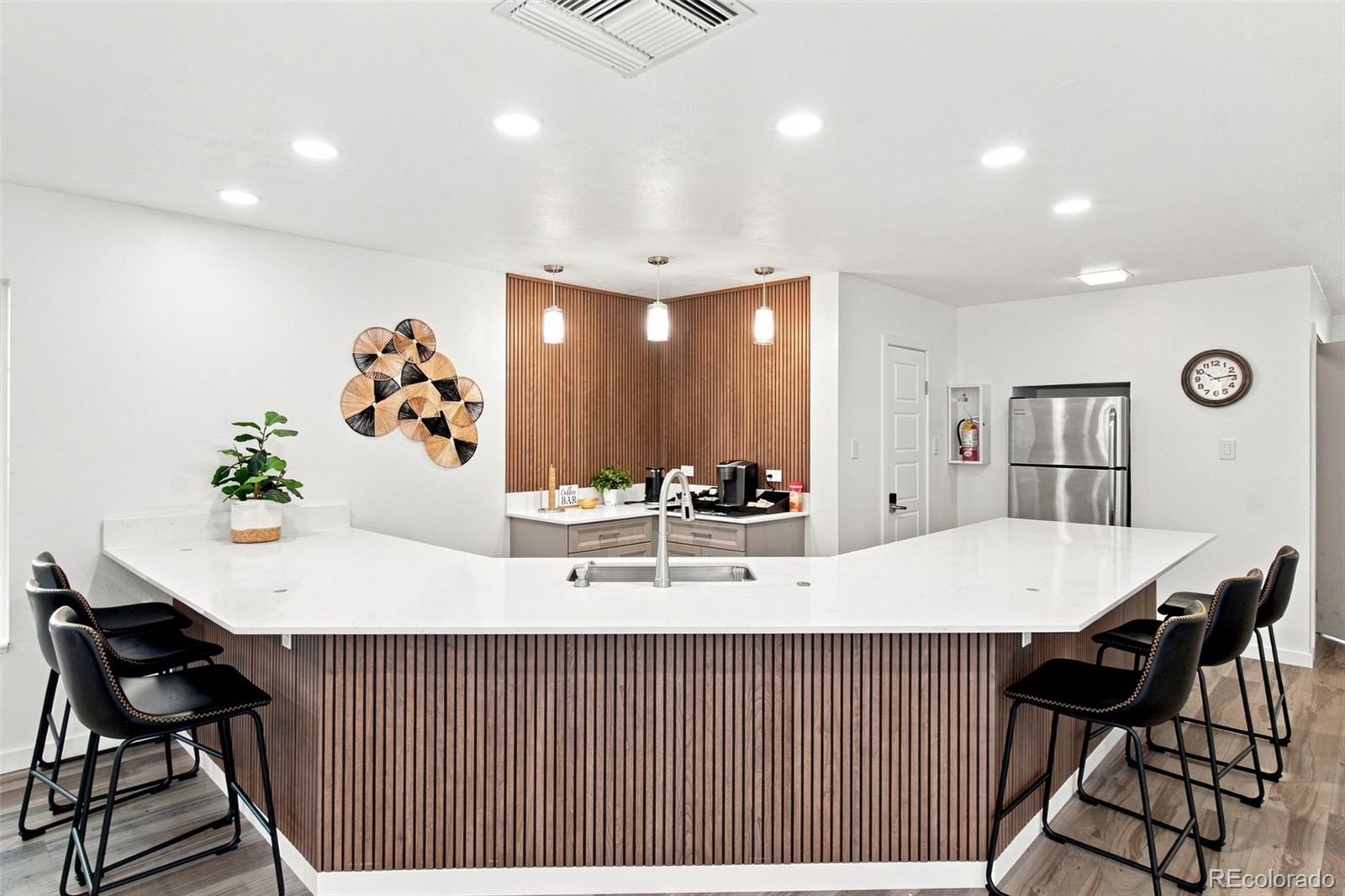 MLS Image #13 for 5770 e warren avenue,denver, Colorado