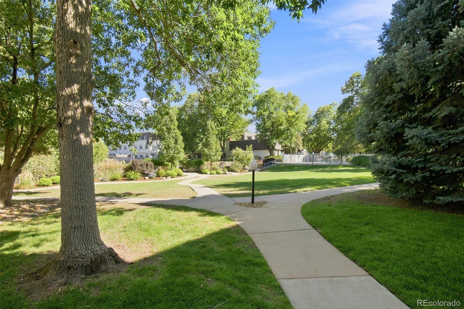 MLS Image #18 for 5770 e warren avenue,denver, Colorado