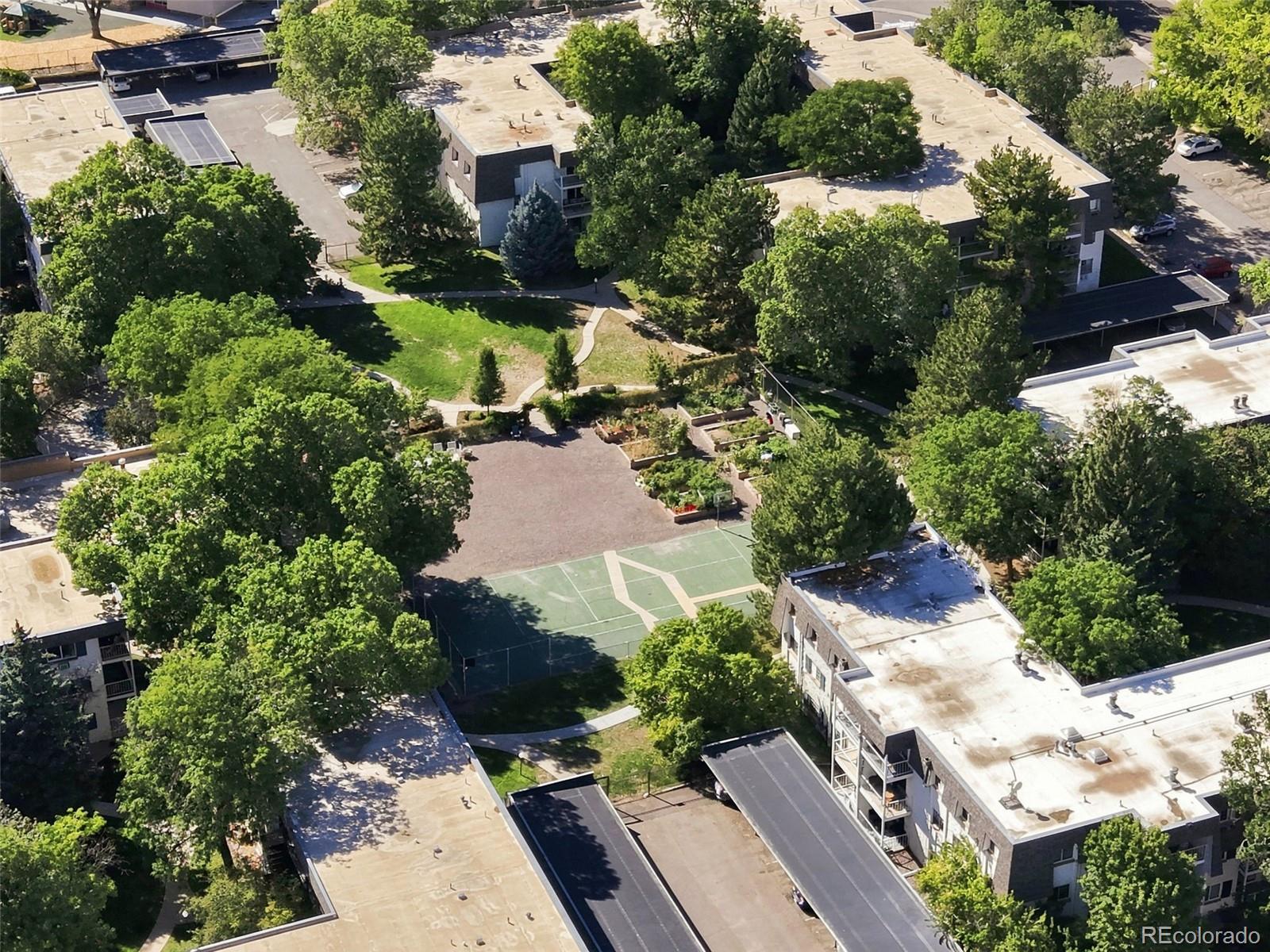 MLS Image #31 for 5770 e warren avenue,denver, Colorado