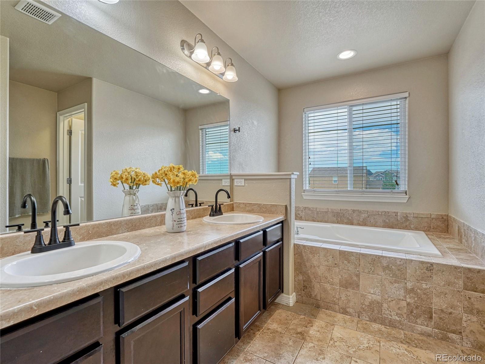 MLS Image #20 for 10082  intrepid way,colorado springs, Colorado