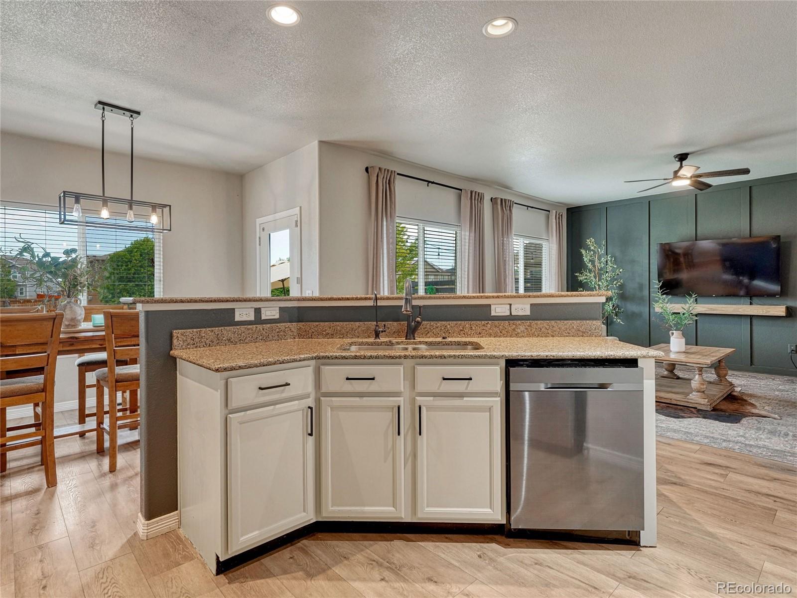 MLS Image #8 for 10082  intrepid way,colorado springs, Colorado