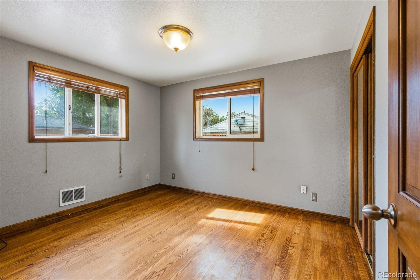 MLS Image #14 for 421 s marshall street,denver, Colorado