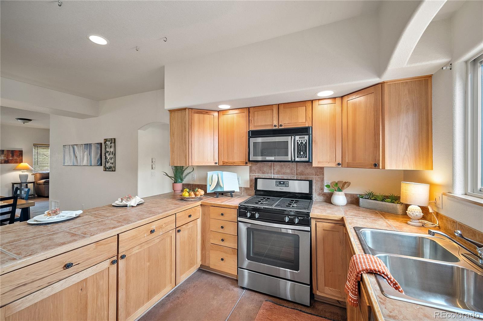 MLS Image #13 for 18  taos place,manitou springs, Colorado
