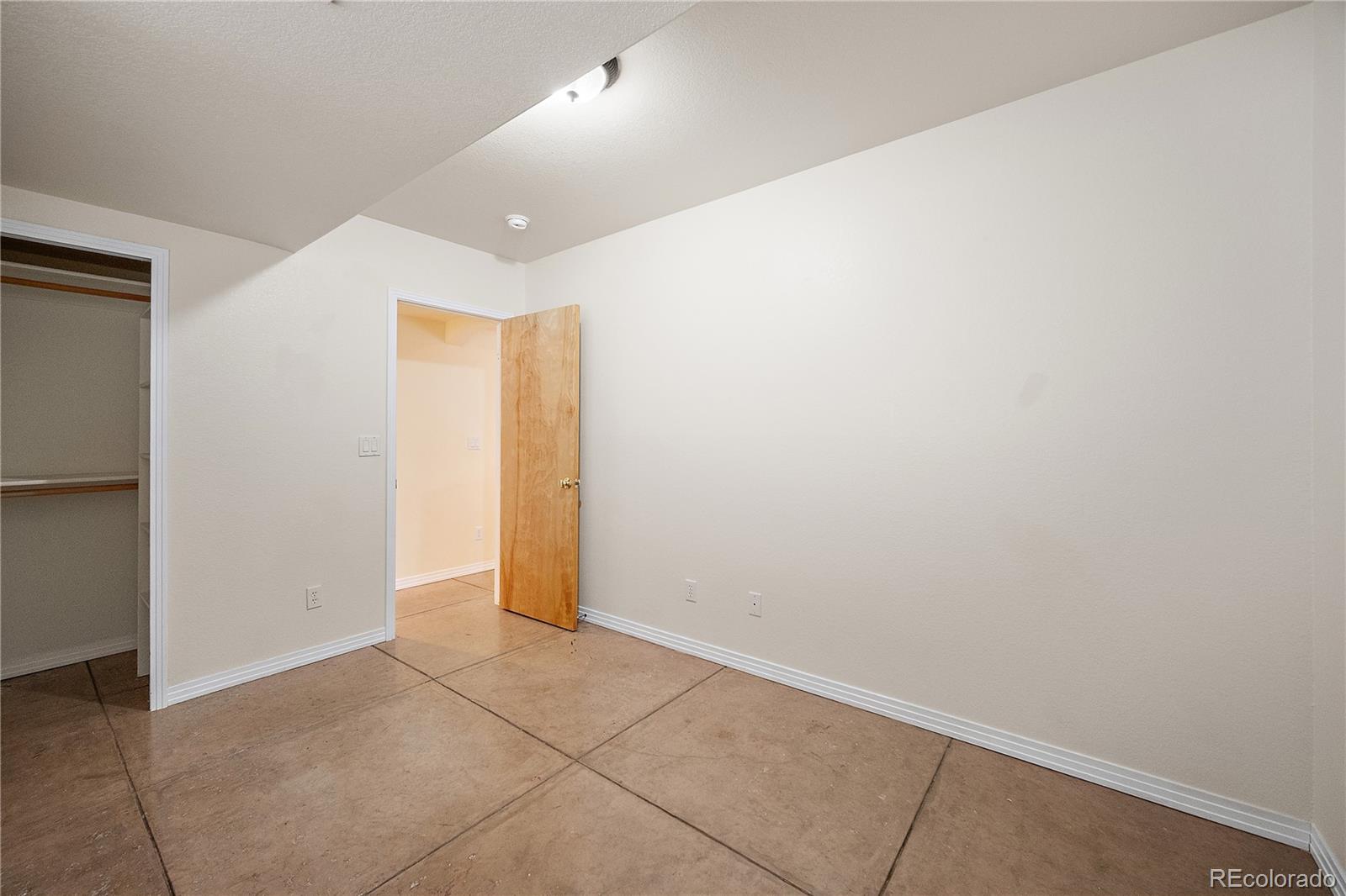 MLS Image #32 for 18  taos place,manitou springs, Colorado