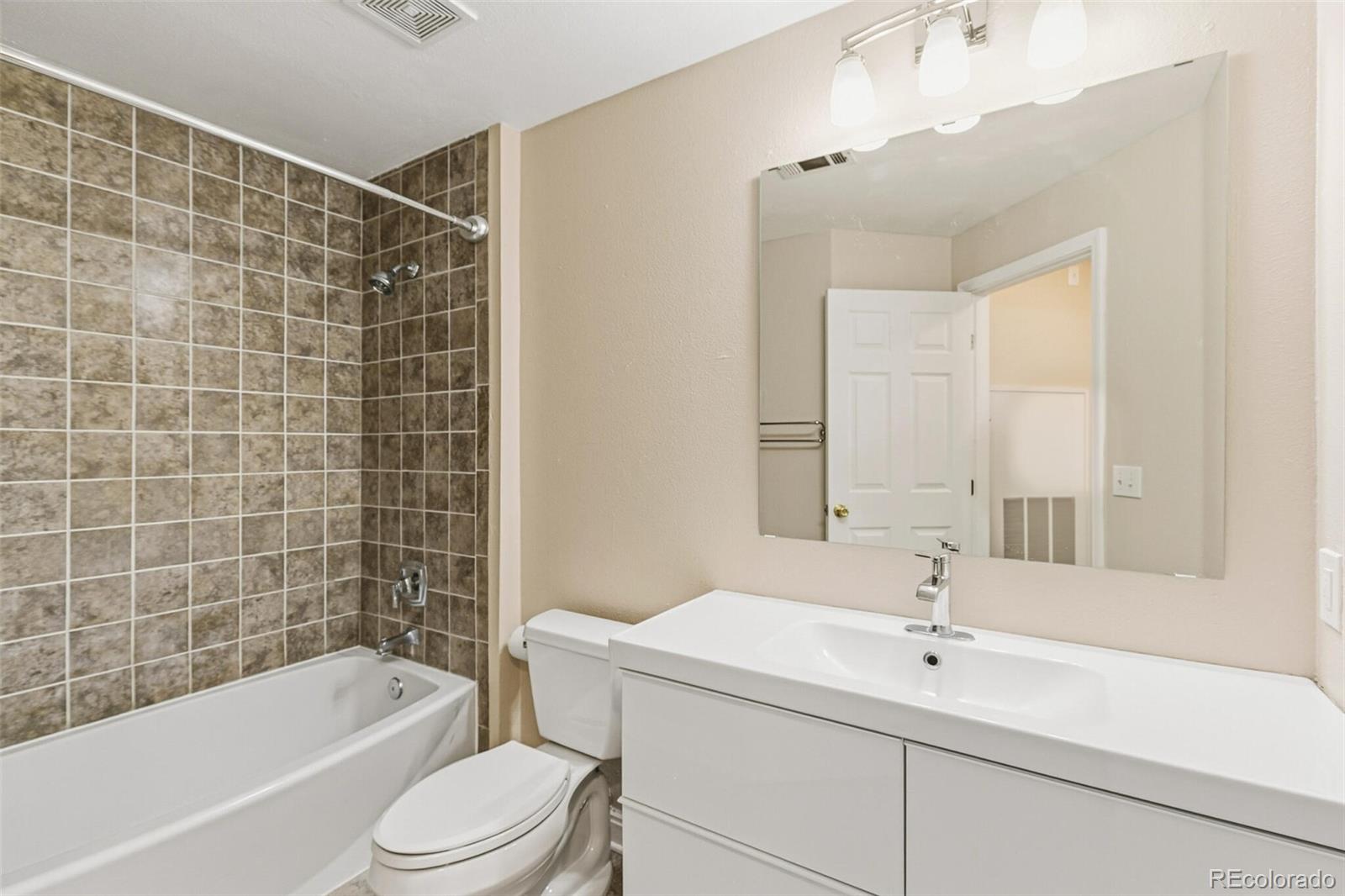 MLS Image #19 for 12766  ironstone way,parker, Colorado