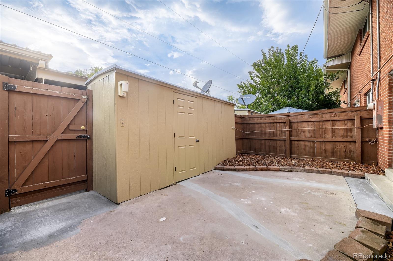 MLS Image #10 for 9008 e mansfield avenue,denver, Colorado
