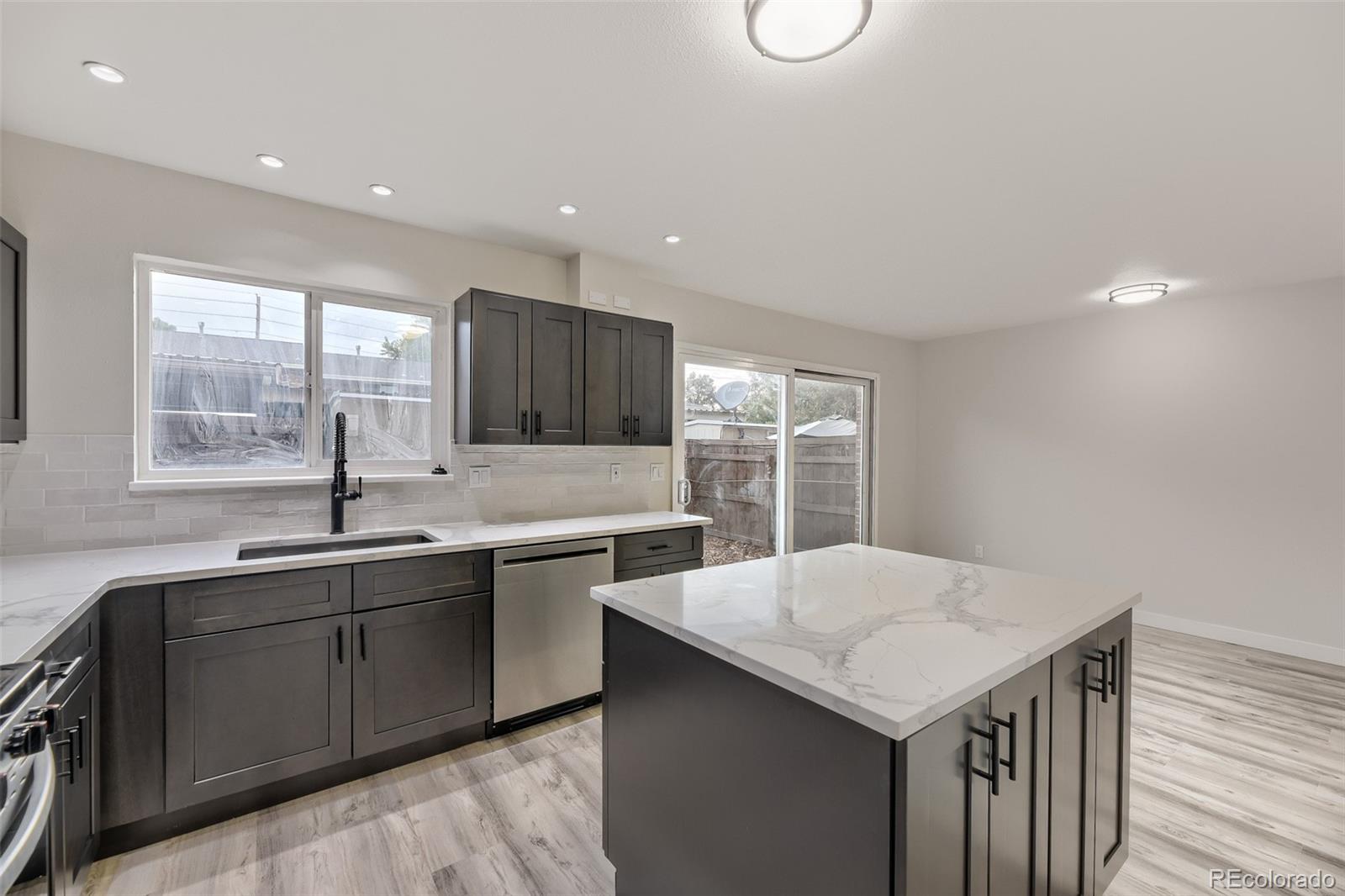 MLS Image #16 for 9008 e mansfield avenue,denver, Colorado