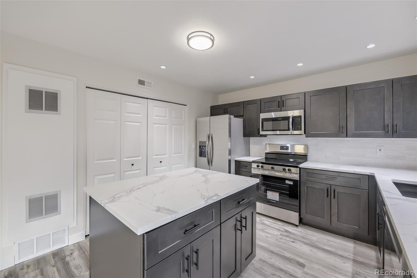 MLS Image #27 for 9008 e mansfield avenue,denver, Colorado