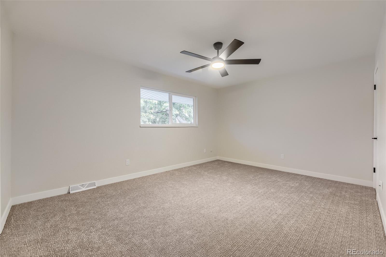 MLS Image #5 for 9008 e mansfield avenue,denver, Colorado
