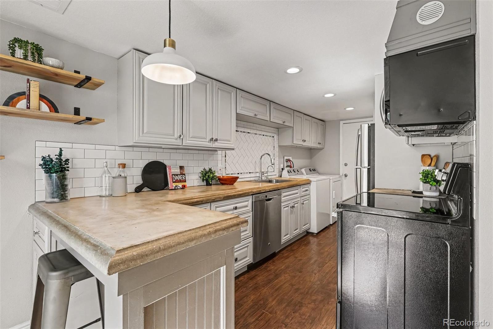 MLS Image #2 for 7972  chase circle,arvada, Colorado