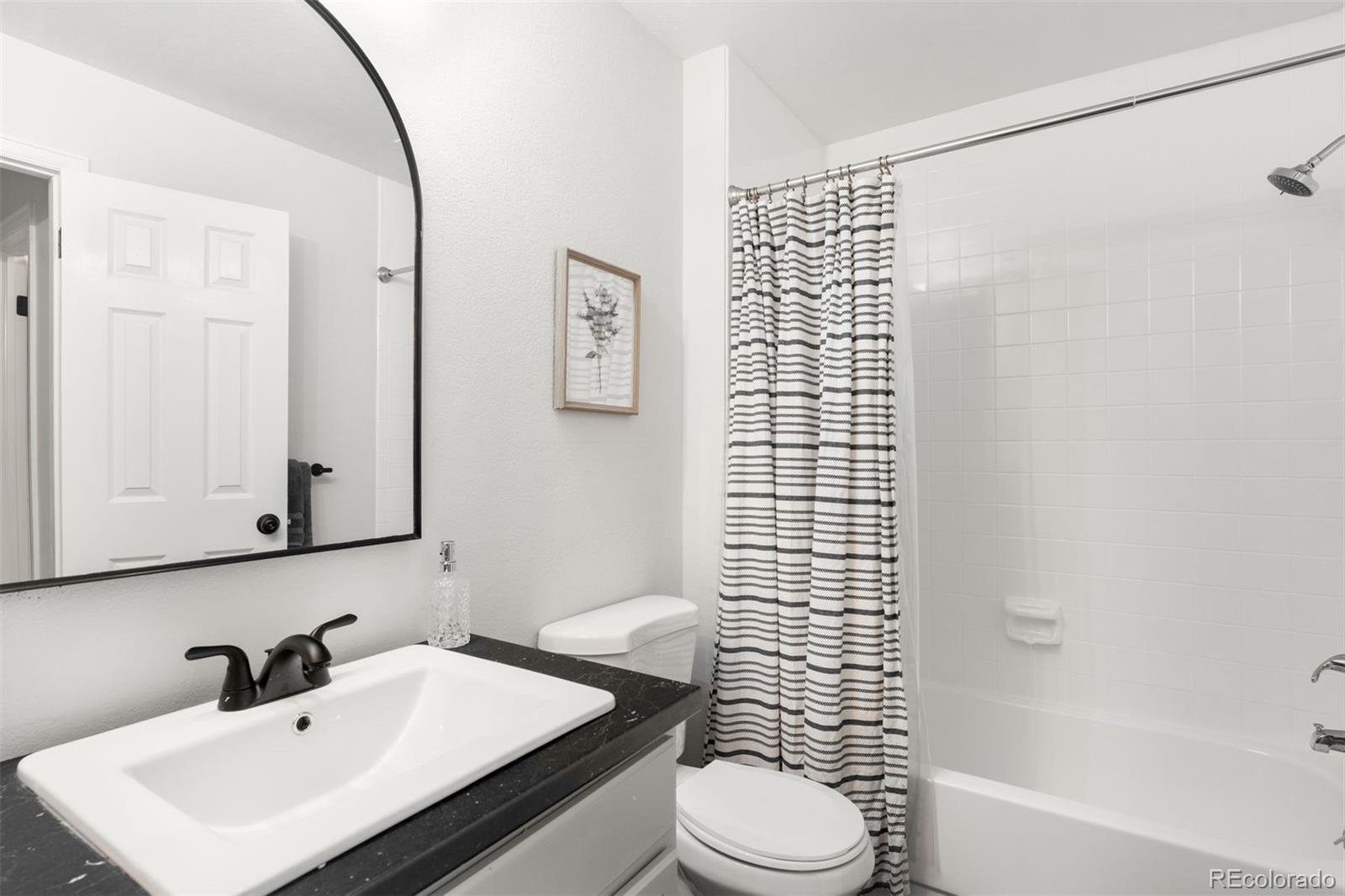 MLS Image #17 for 3600 s pierce street,denver, Colorado