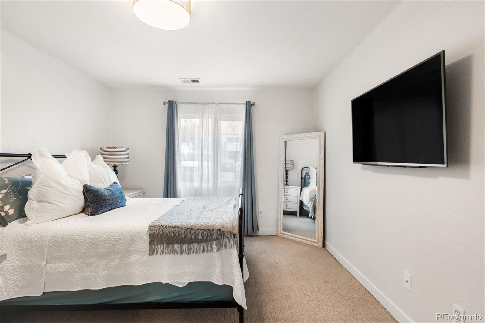 MLS Image #19 for 3600 s pierce street,denver, Colorado