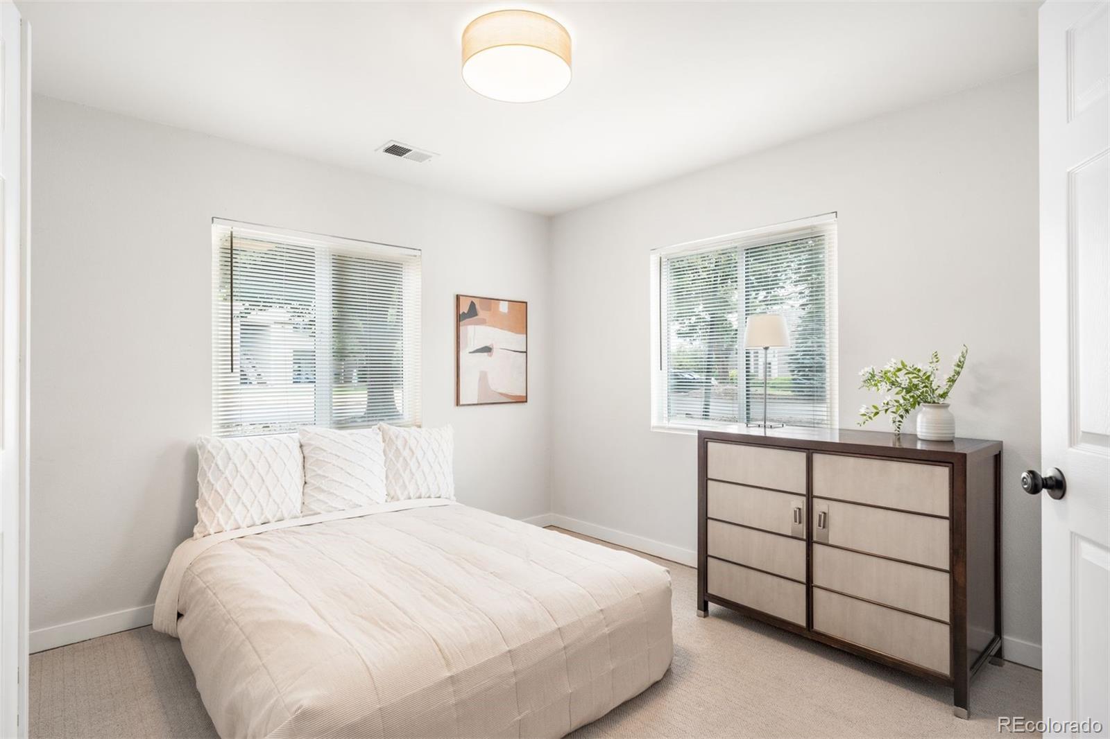 MLS Image #20 for 3600 s pierce street,denver, Colorado