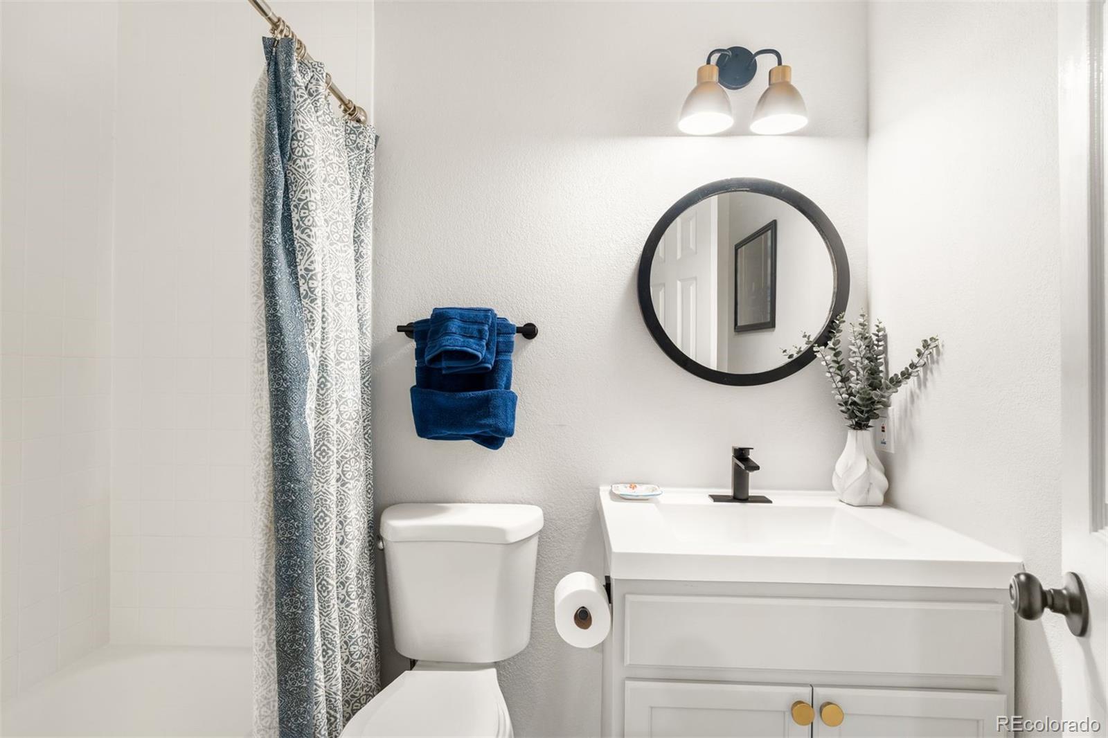 MLS Image #23 for 3600 s pierce street,denver, Colorado