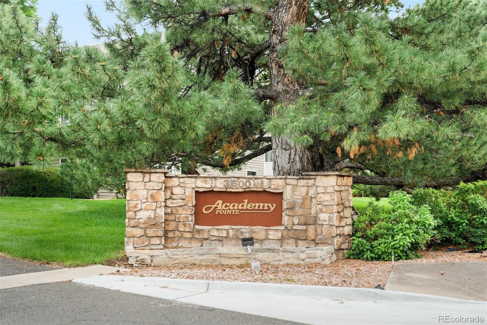 MLS Image #4 for 3600 s pierce street,denver, Colorado