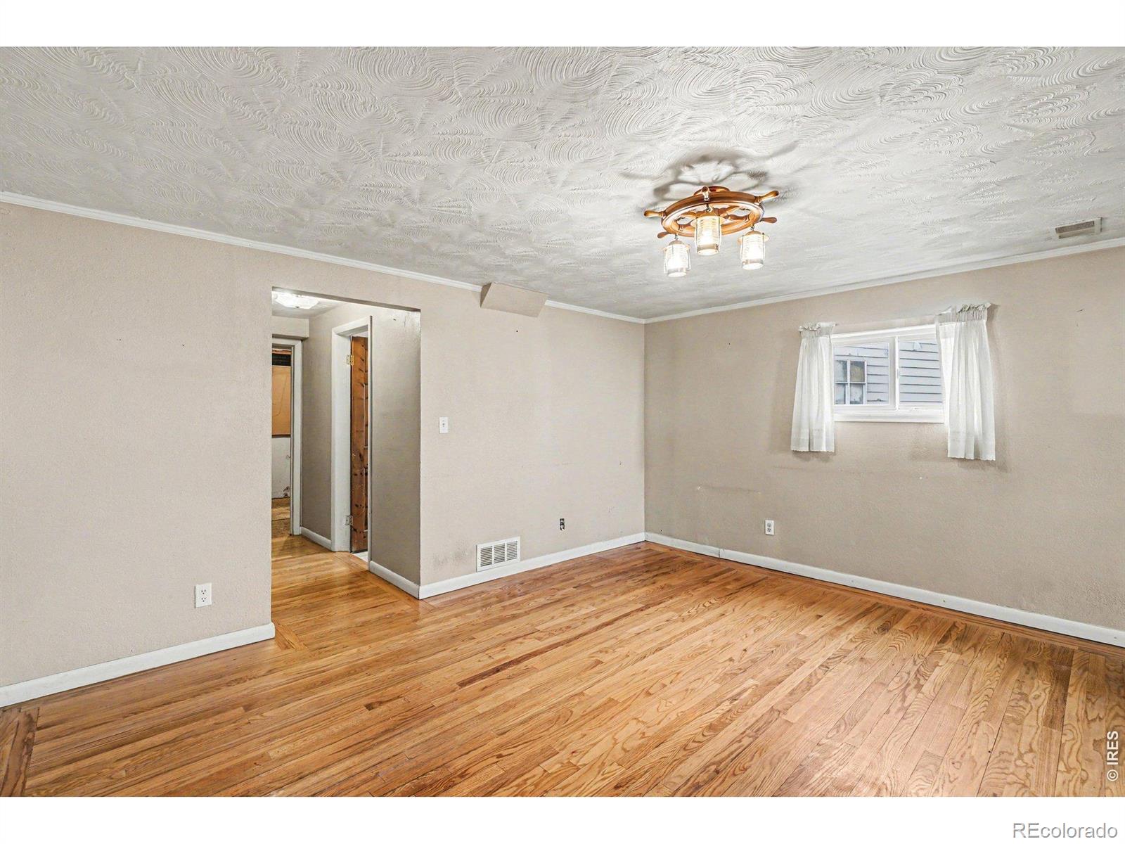 MLS Image #10 for 31219  county road 41 ,greeley, Colorado