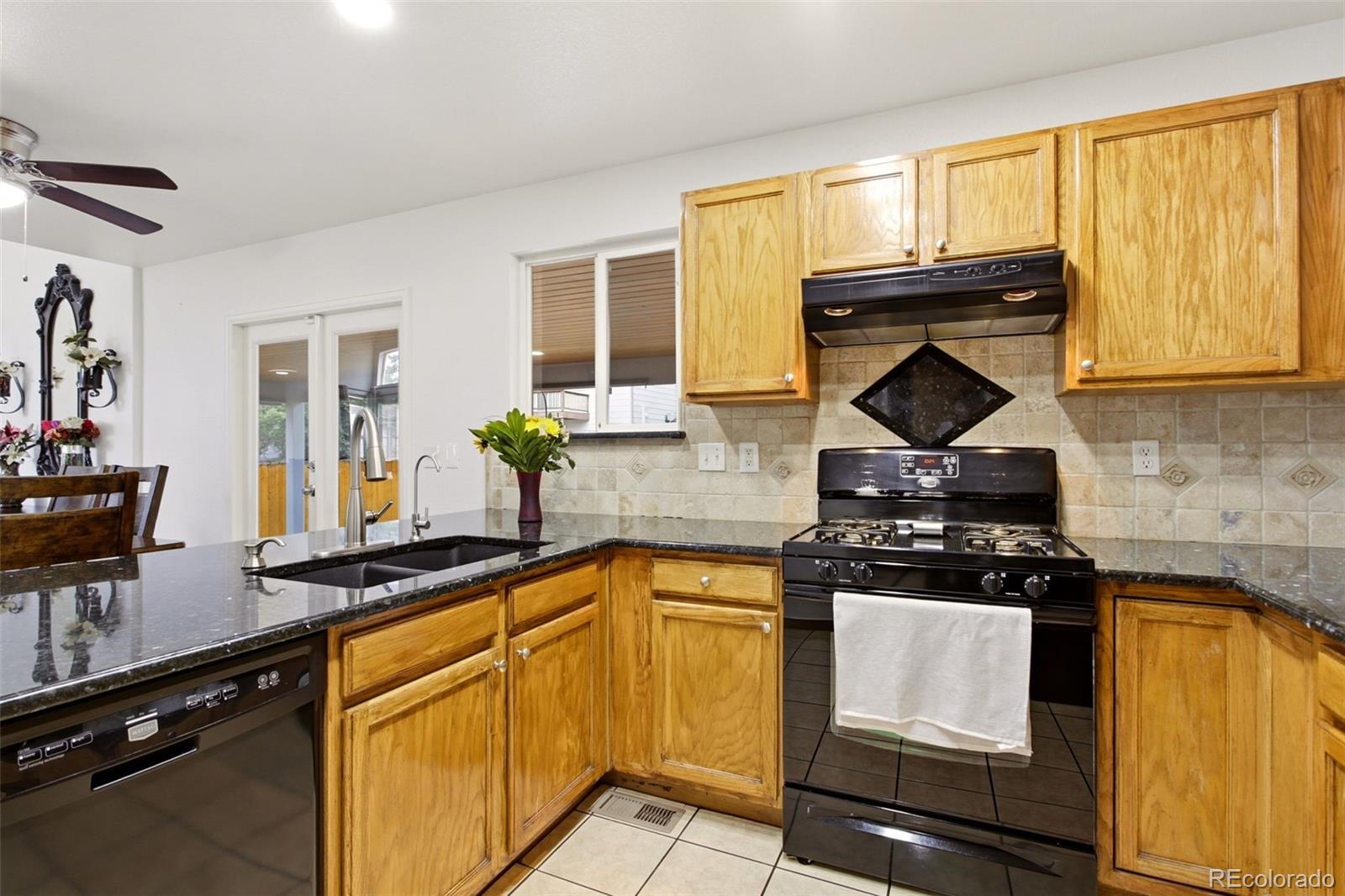 MLS Image #10 for 19781 e vassar avenue,aurora, Colorado