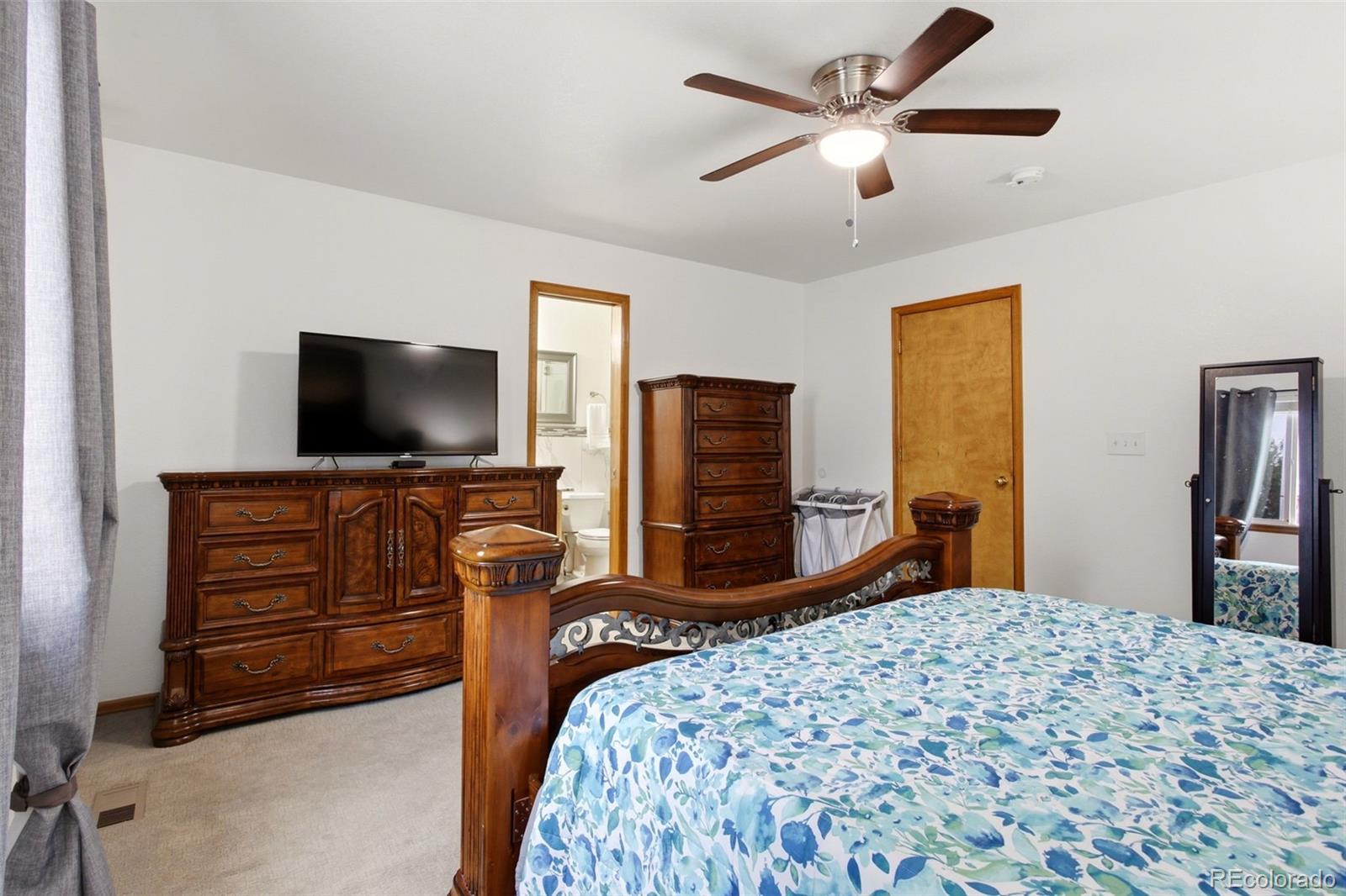 MLS Image #13 for 19781 e vassar avenue,aurora, Colorado