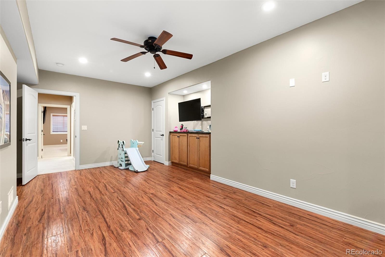 MLS Image #37 for 8735 e iliff drive,denver, Colorado