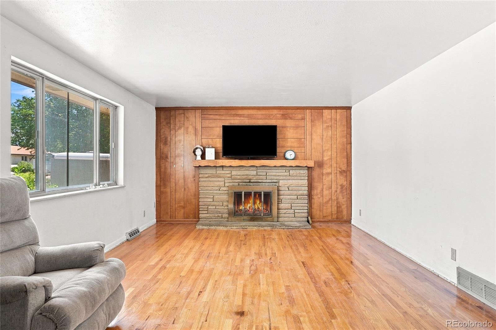 MLS Image #2 for 1567 s dover court,denver, Colorado