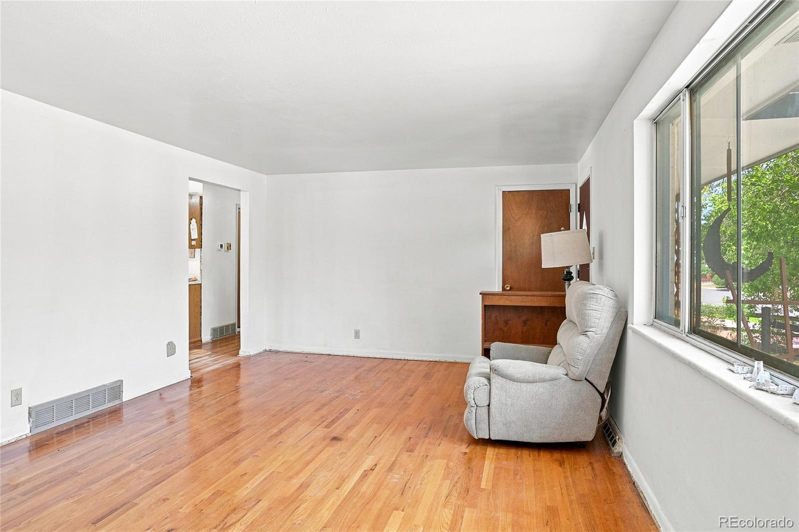 MLS Image #3 for 1567 s dover court,denver, Colorado